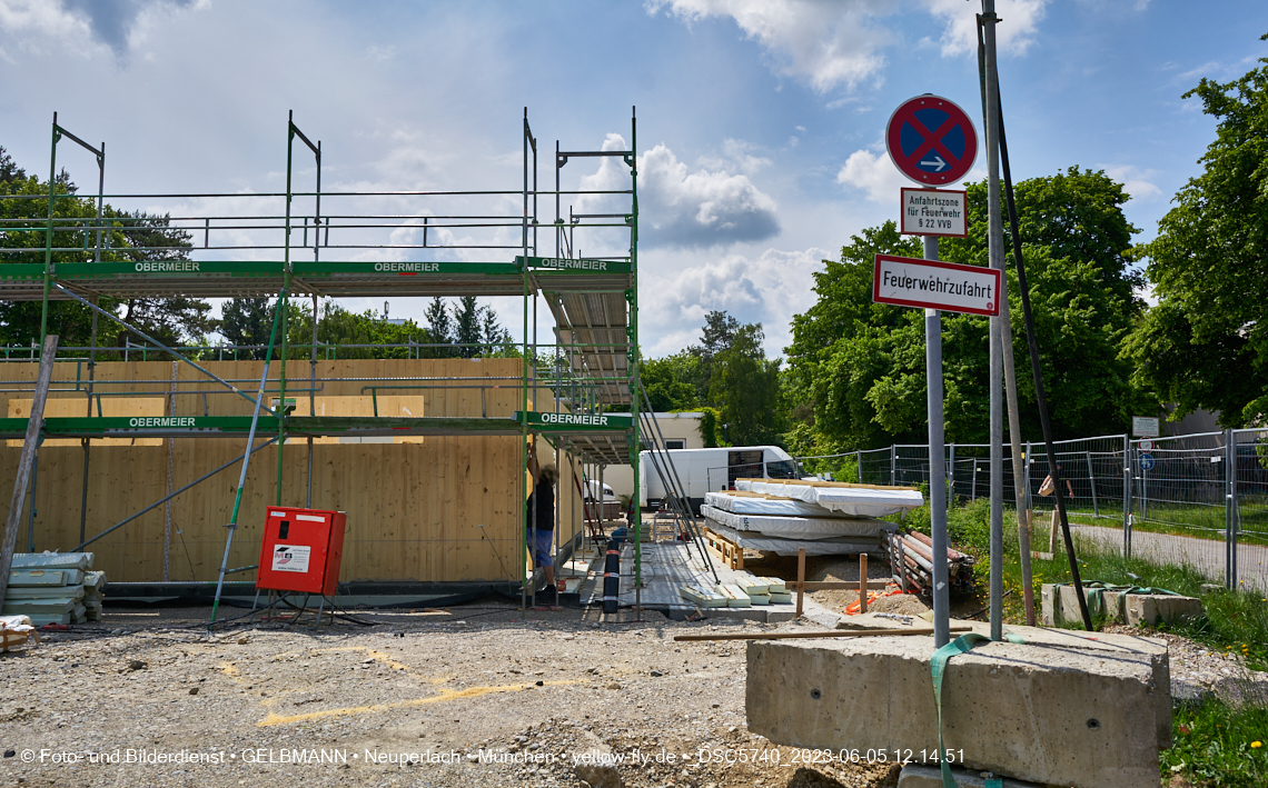 05.06.2023 - Neue Wände für das HAus für Kinder in Neuperlach in München
